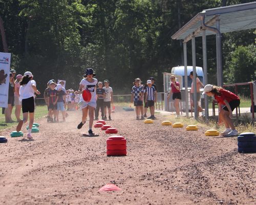 Anmeldung für Grundschule trifft Kinderleichtathletik 2027 geöffnet 