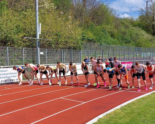 "Auf die Plätze...": Start zum 5.000 Meter-Lauf der Männer
