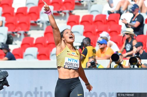 WM Tag 8 | Yemisi Ogunleye im Kugelstoß-Finale bei ihrer ersten WM und Carolina Krafzik in der 4x400 Meter Staffel