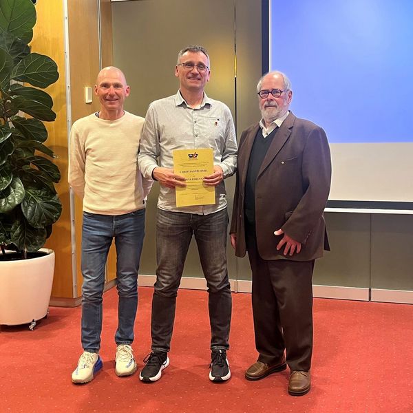 Der neue Kreisvorsitzende Jürgen Kerl (li.) mit Christian Hummel und WLV-Ehrenpräsident Fred Eberle (re.)